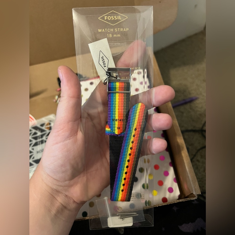Fossil Pride watch strap. Fits 18 mm. Never used.